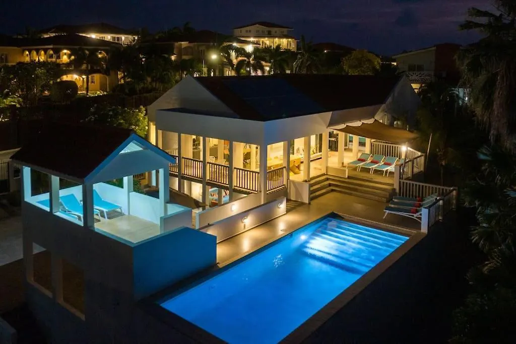 Villa Thalassa Vista Royal 12P Jan Thiel Curaçao